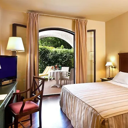 Grand Baia Hotell 4*