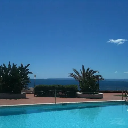 Hotell Grand Baia