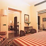 Grand Baia Hotel