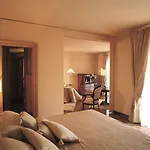 Grand Baia Hotel 4*