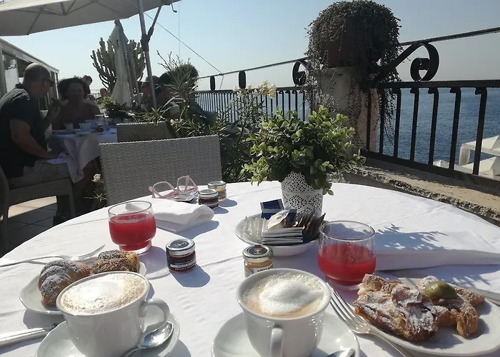 Grand Baia Cannizzaro